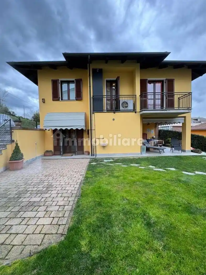 Villa in affitto a Asti