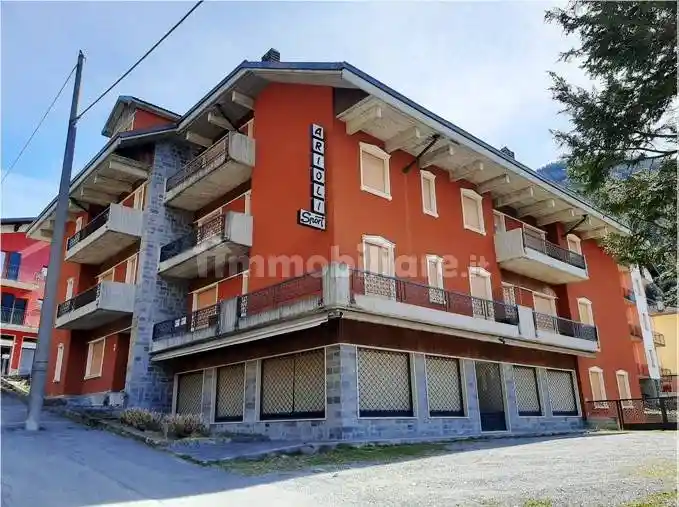 Appartamento in vendita a Piazzatorre