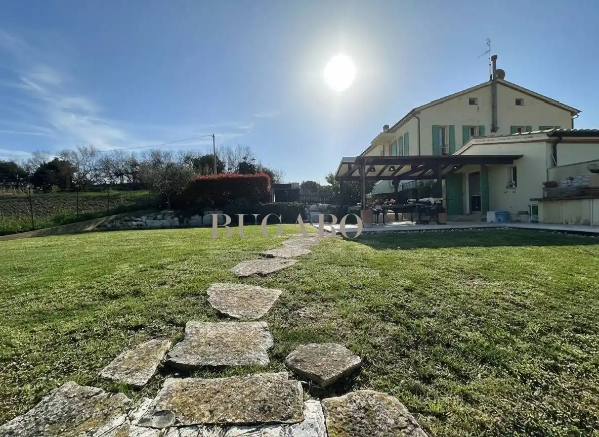 Appartamento in vendita a Ancona