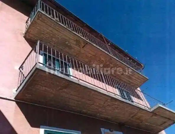 Casa indipendente in vendita a Stazzona