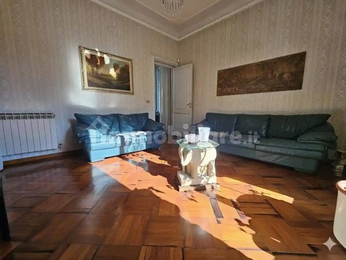 Appartamento in vendita a Genova