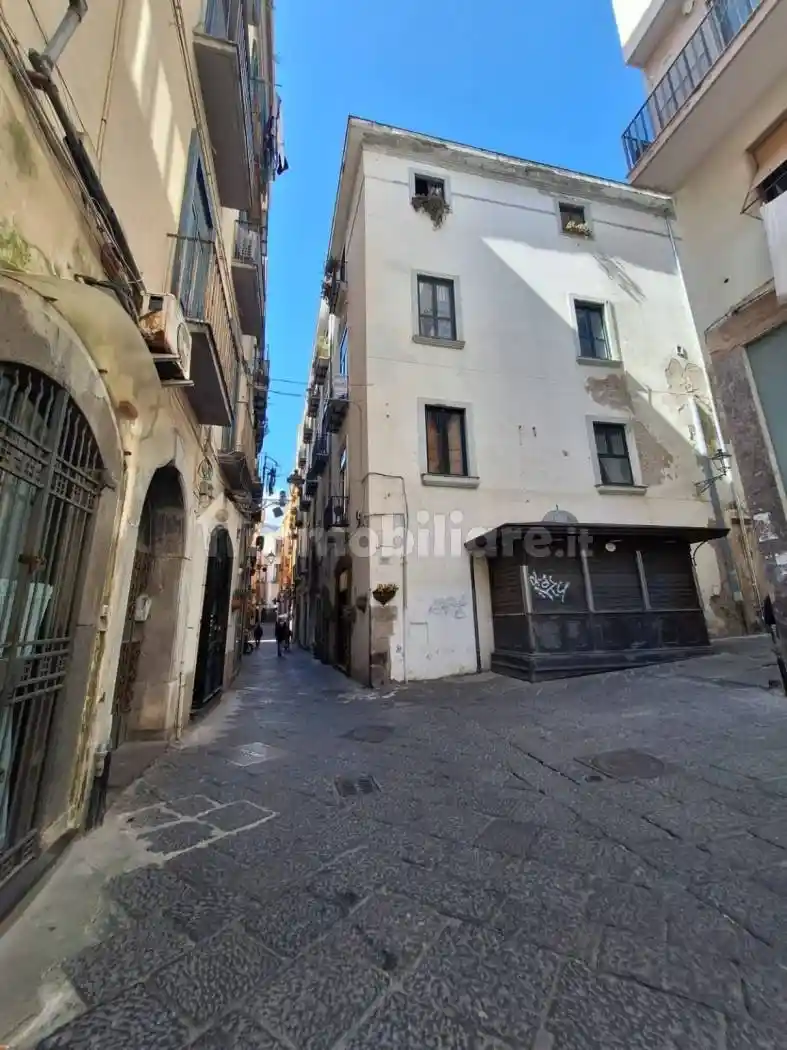 Appartamento in vendita a Salerno