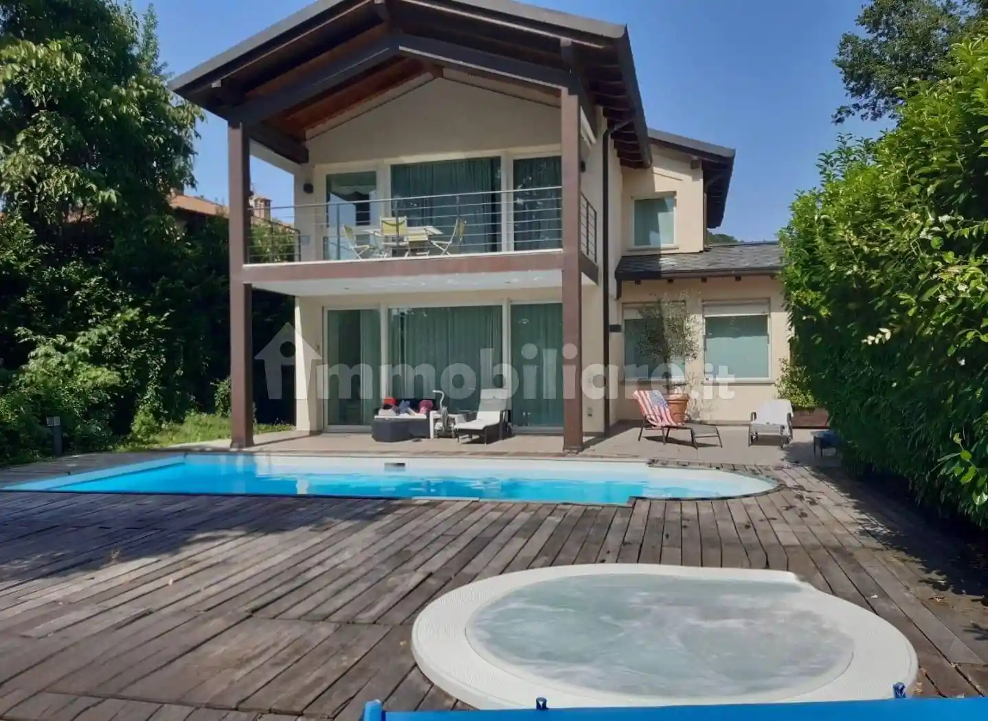 Villa in vendita a Bologna