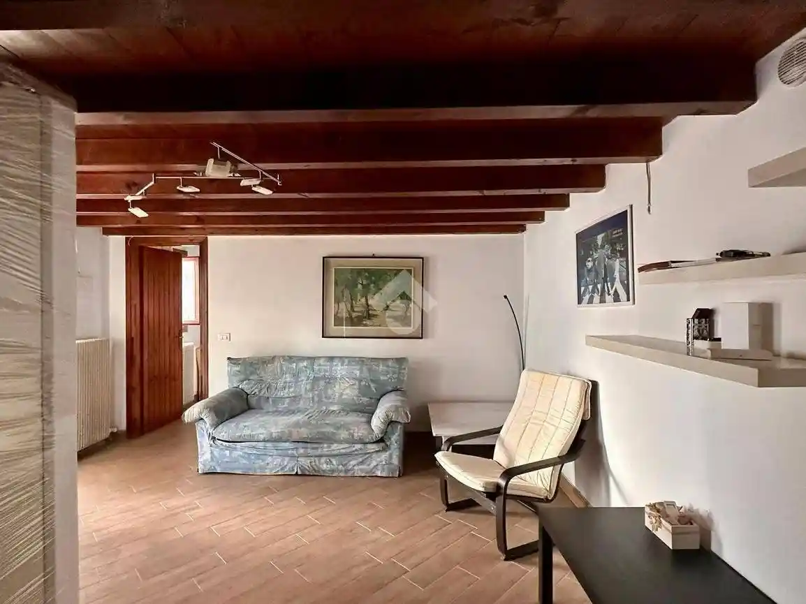 Appartamento in affitto a Asolo