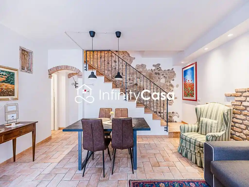 Rustico - Casale in vendita a Lazise