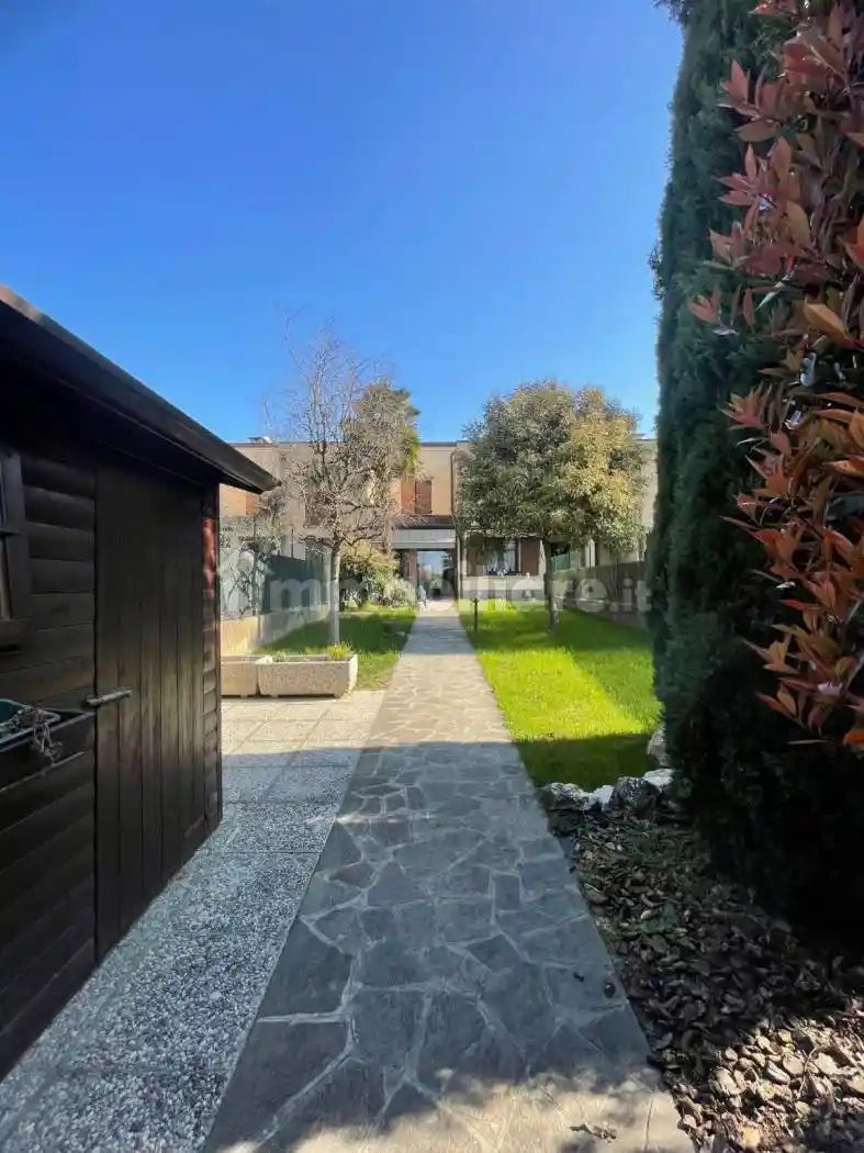 Villetta a schiera in vendita a Dosolo