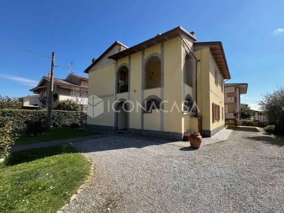 Appartamento in vendita a Santa Maria a Monte