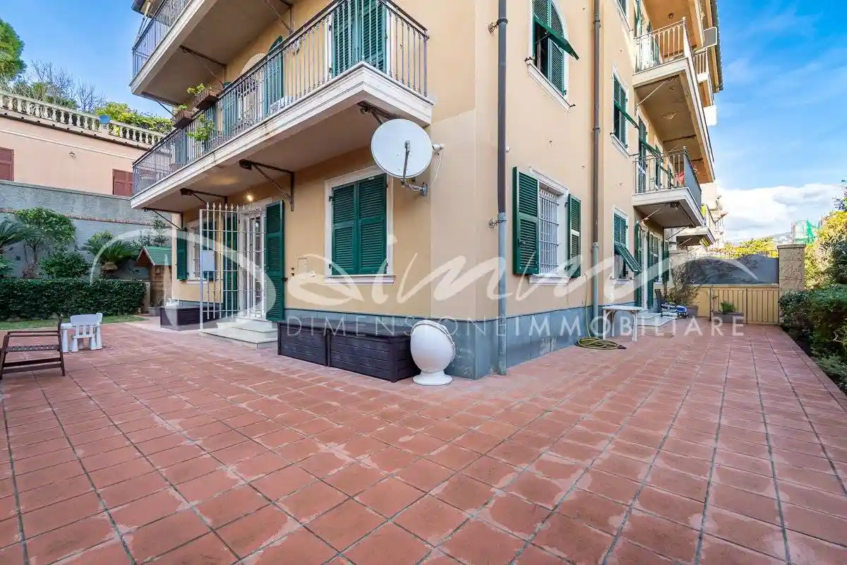 Appartamento in vendita a Genova