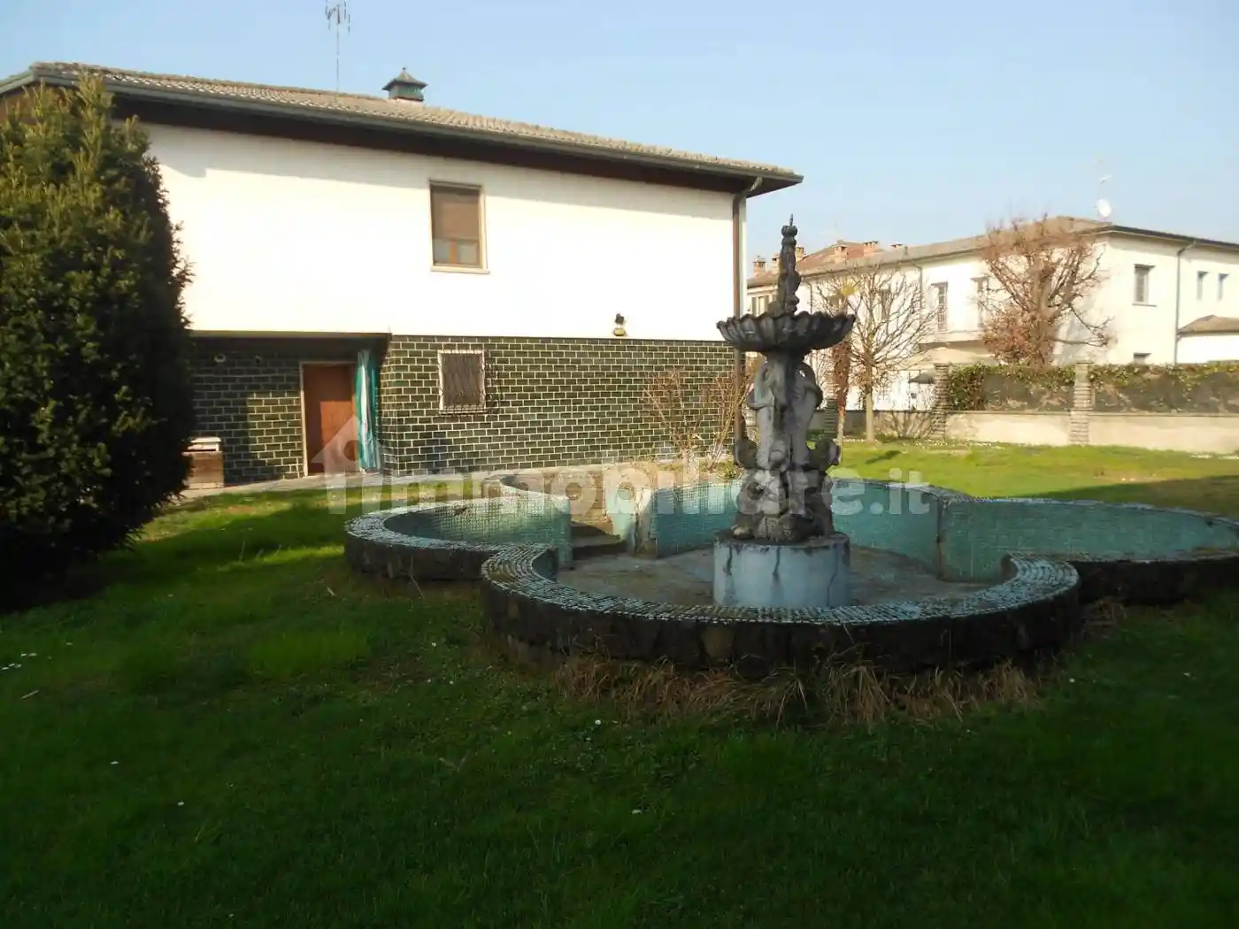 Villa in vendita a Pandino