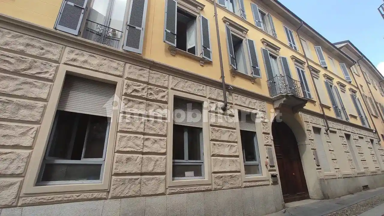 Appartamento in affitto a Novara