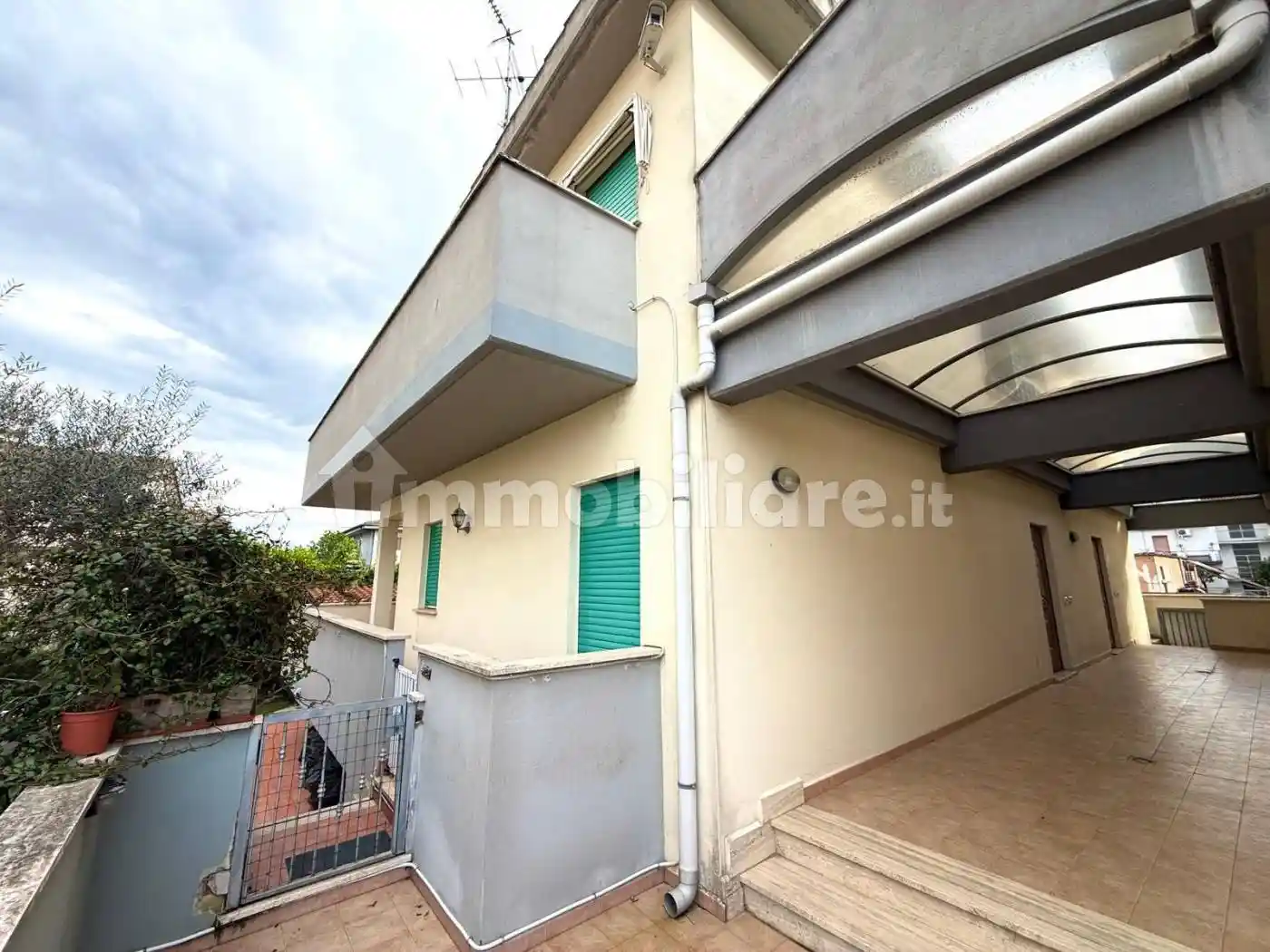 Villa in vendita a Latina