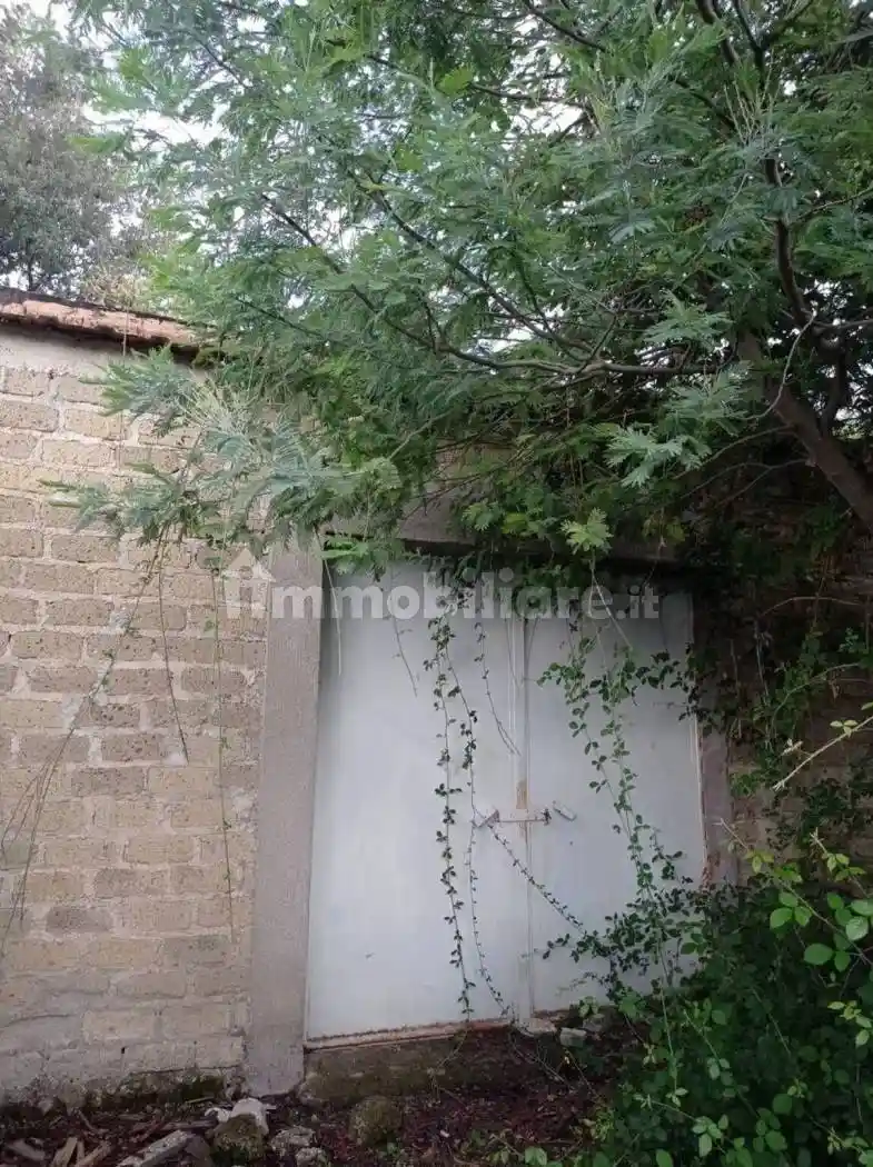 Rustico - Casale in vendita a Palombara Sabina