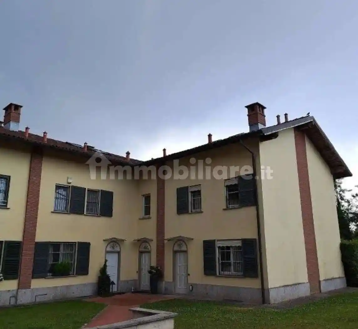 Villetta a schiera in vendita a Villasanta