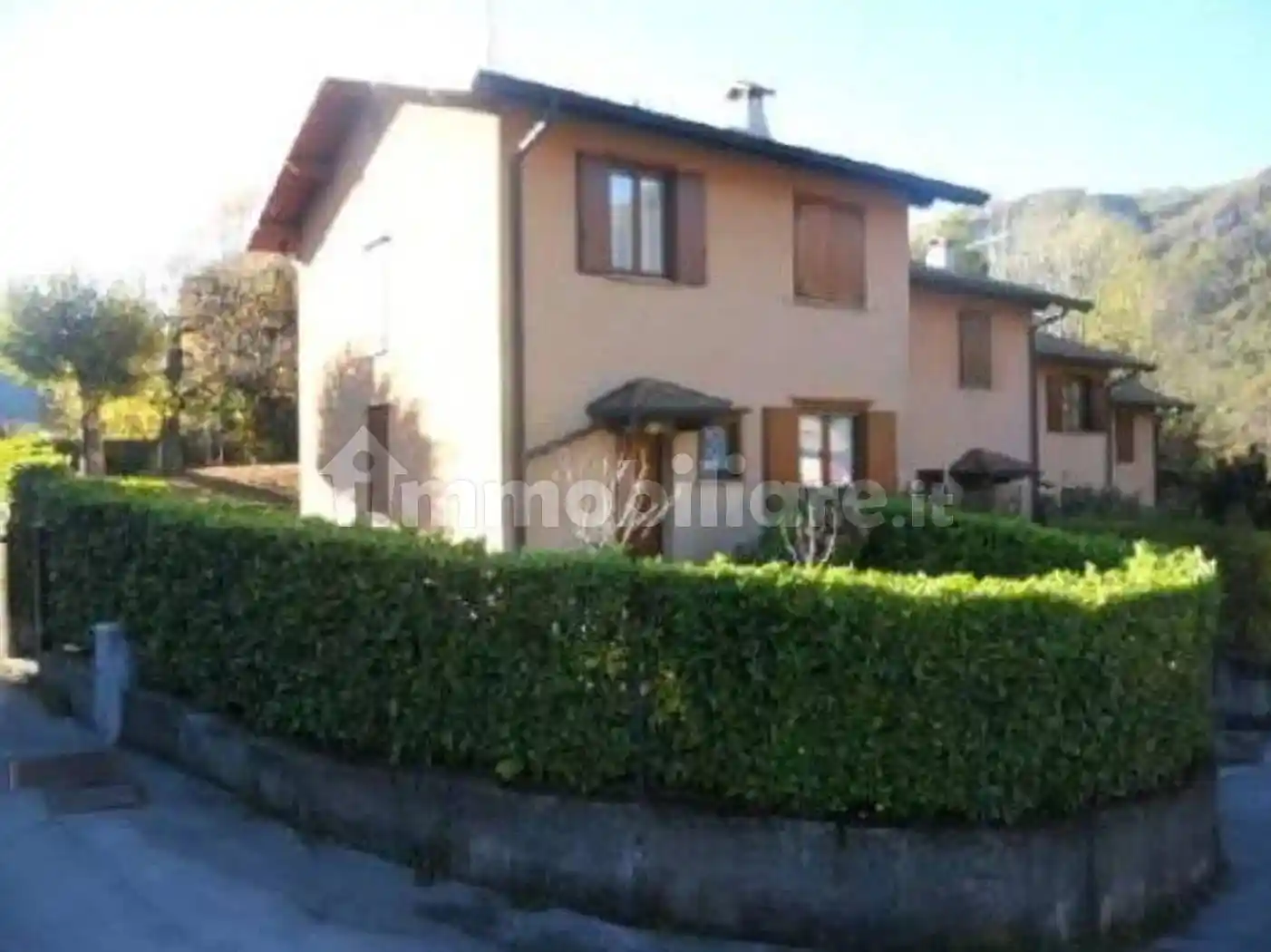 Villa in vendita a Magreglio
