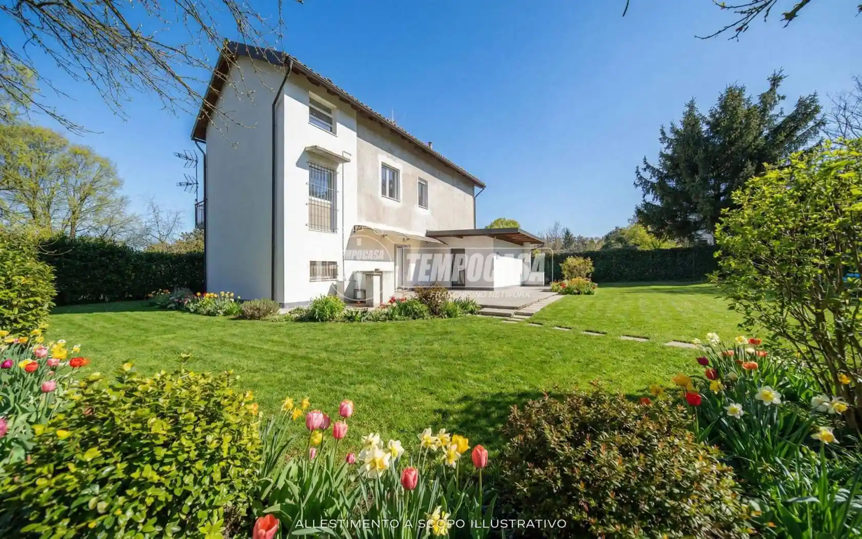 Villa in vendita a Cairate