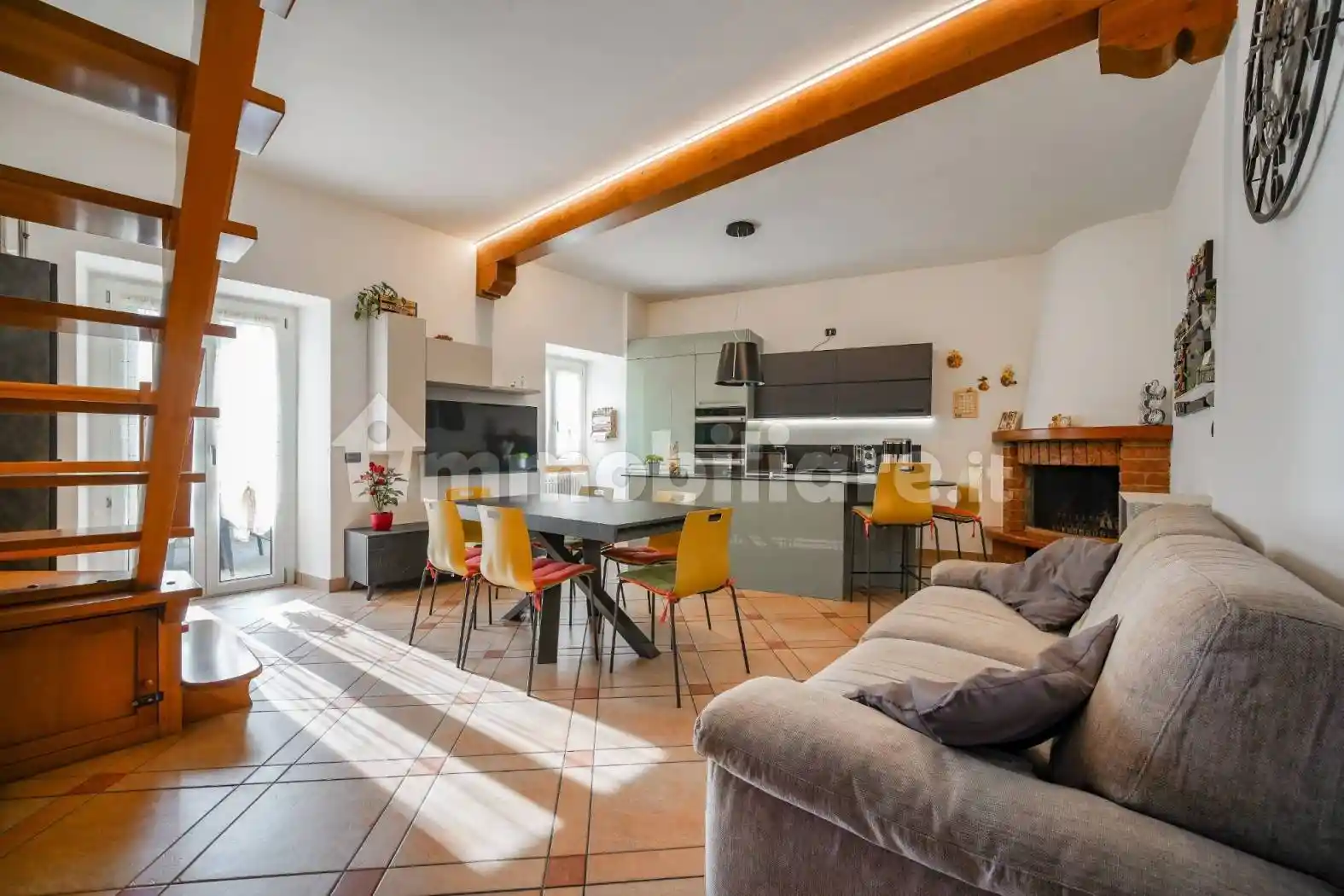 Casa indipendente in vendita a Valmadrera