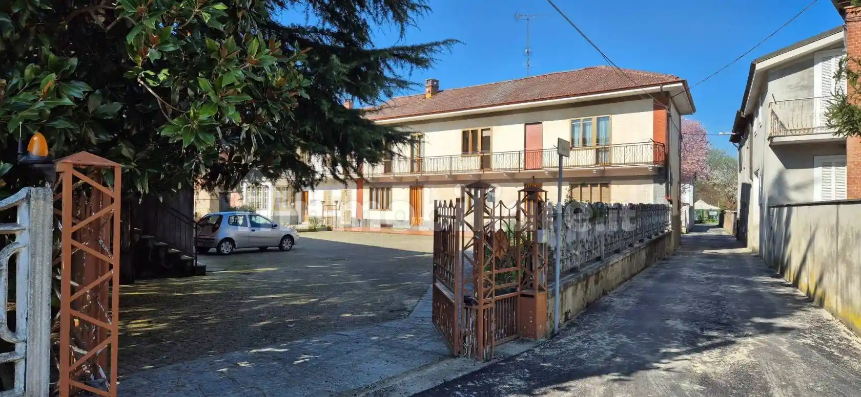 Rustico - Casale in vendita a Lauriano