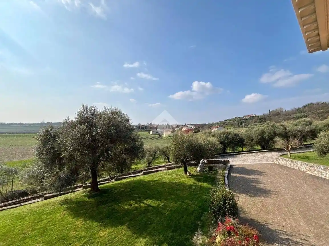 Villa in vendita a Sona