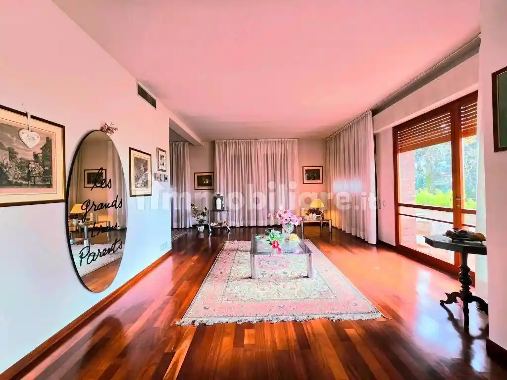 Villa in vendita a Capannori