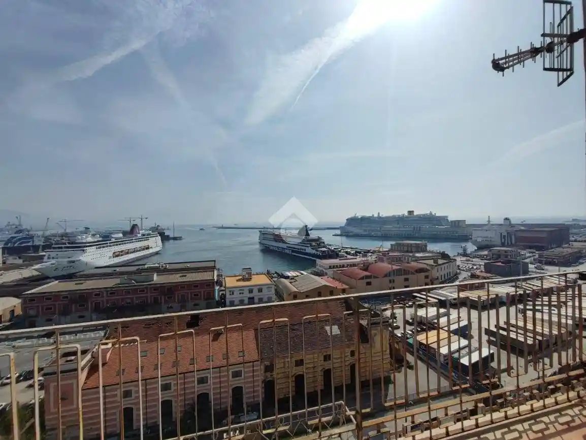 Appartamento in affitto a Napoli