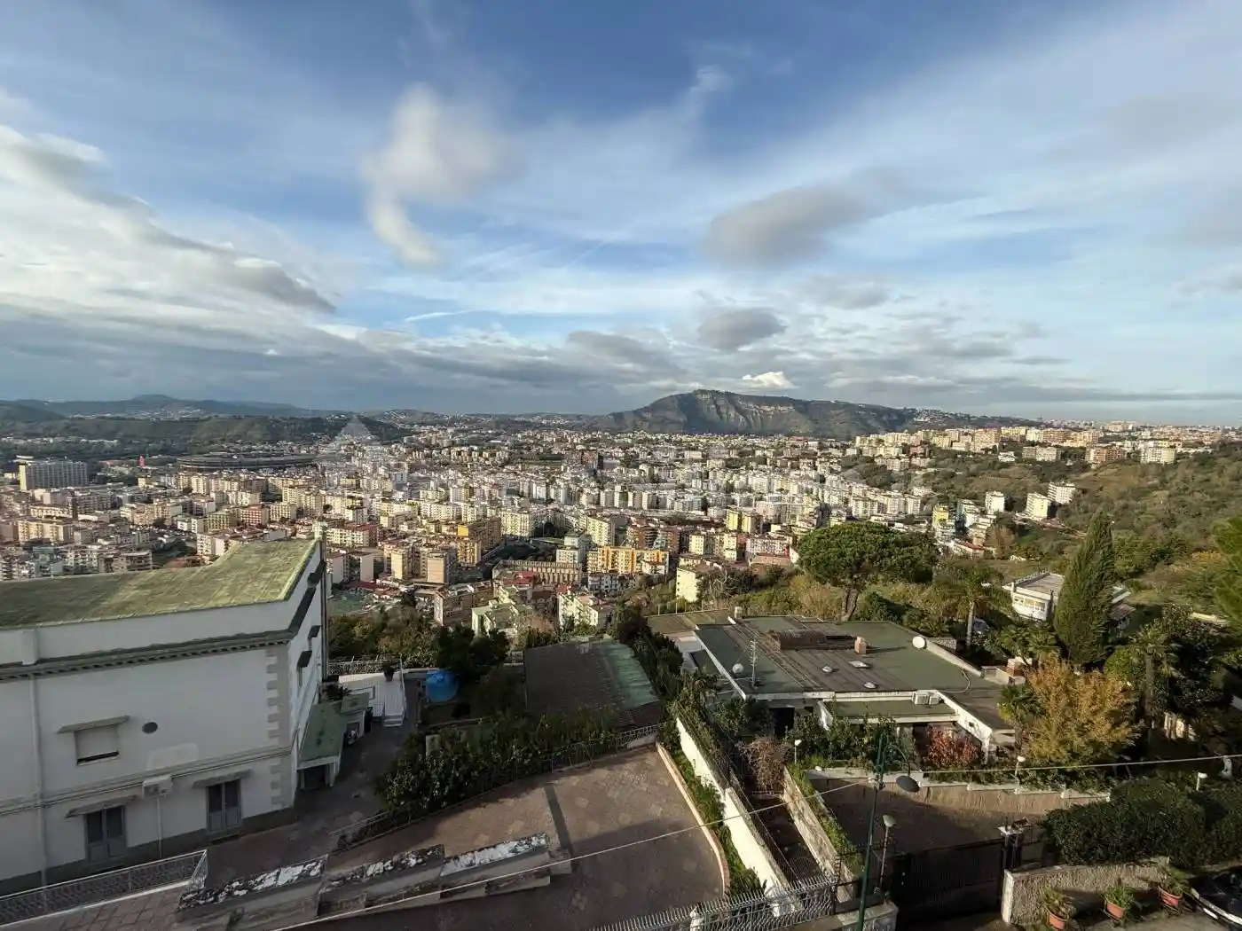 Appartamento in vendita a Napoli
