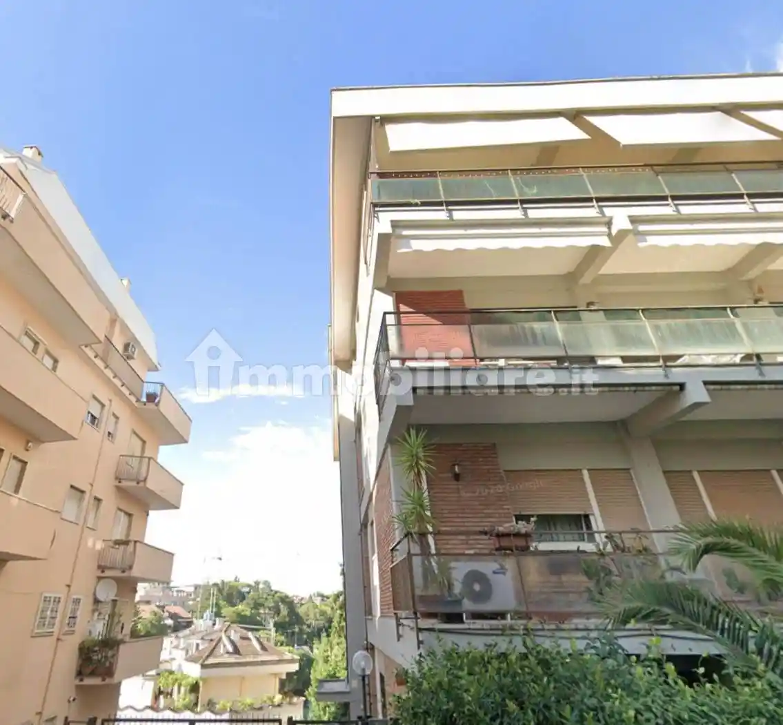 Appartamento in vendita a Roma