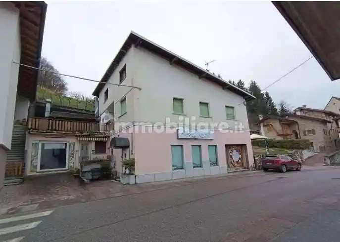 Appartamento in vendita a Lamon