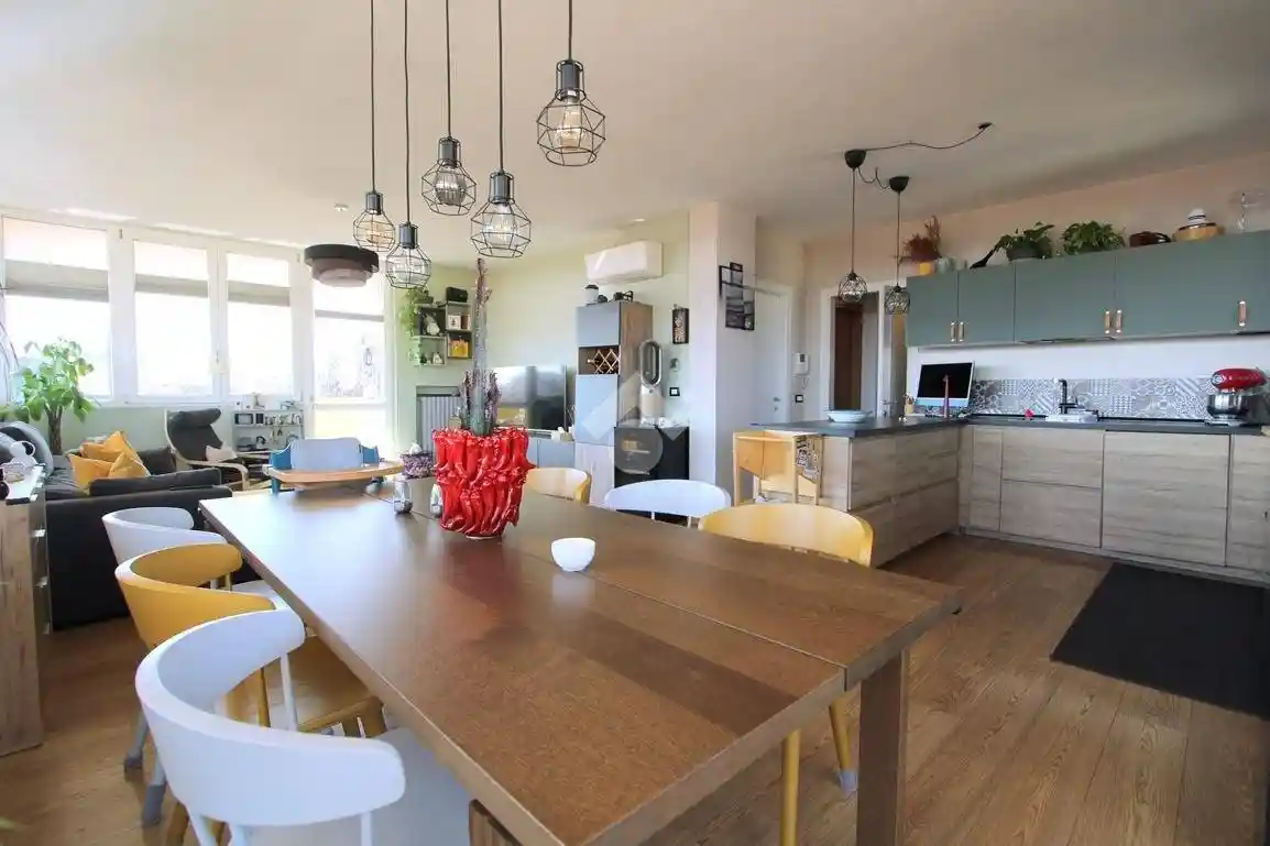 Appartamento in vendita a Bareggio