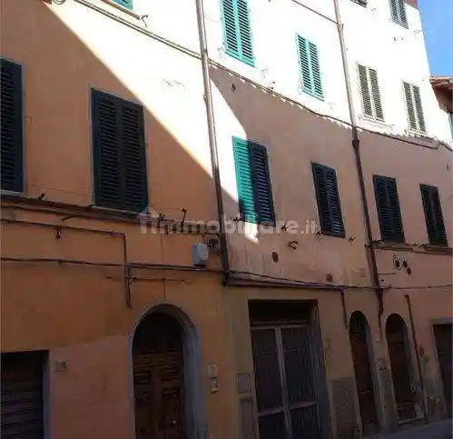 Appartamento in vendita a Montevarchi