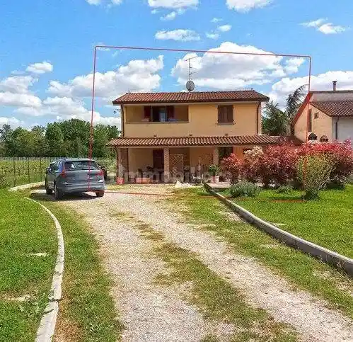 Appartamento in vendita a Arezzo