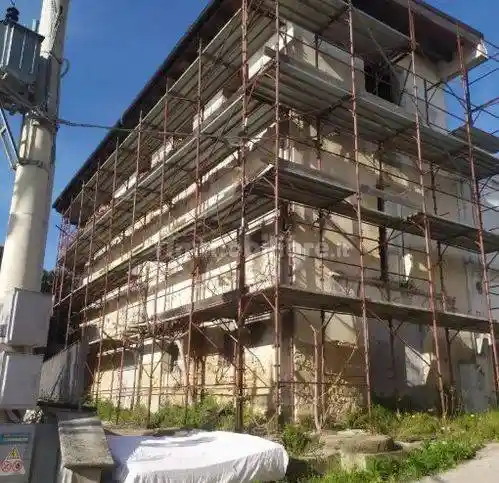 Palazzo - Stabile in vendita a Ortona