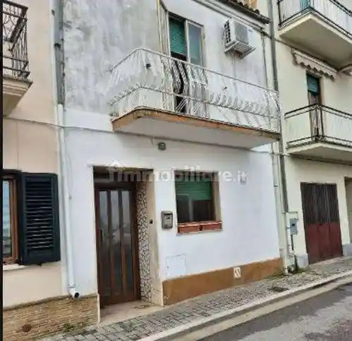 Appartamento in vendita a Monteodorisio