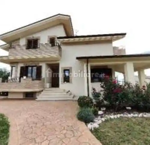 Villa in vendita a Pollutri