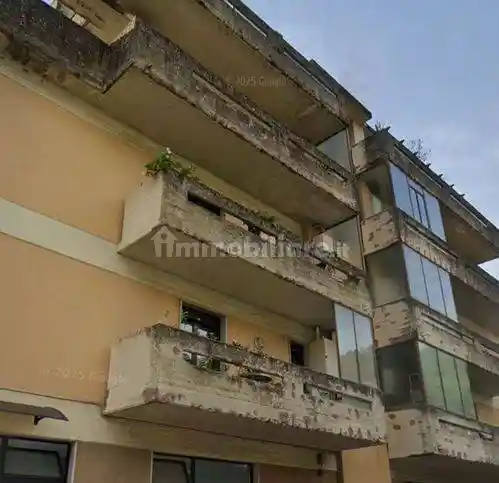 Appartamento in vendita a Carrara