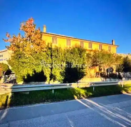 Casa indipendente in vendita a Pietrasanta