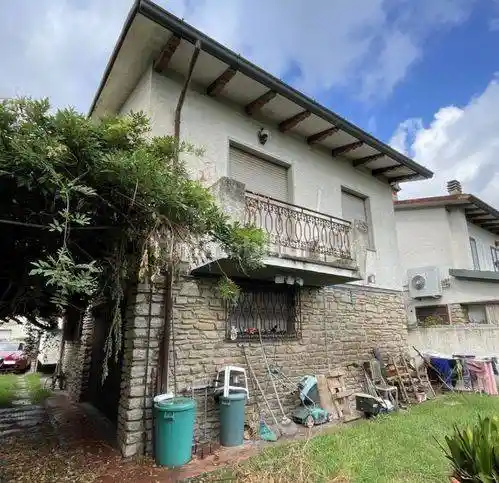 Villa in vendita a Viareggio