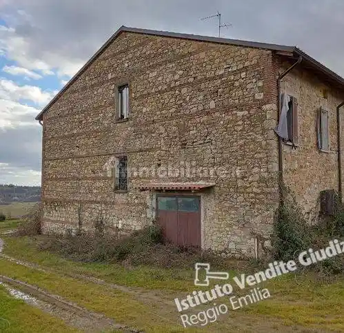 Villa in vendita a Viano
