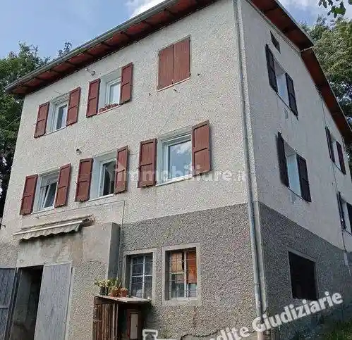 Villa in vendita a Carpineti