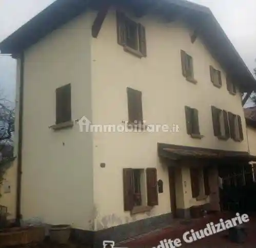 Villa in vendita a Quattro Castella