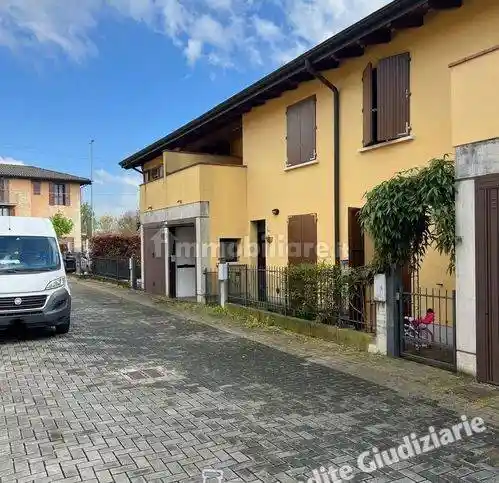 Villetta a schiera in vendita a Reggio Emilia