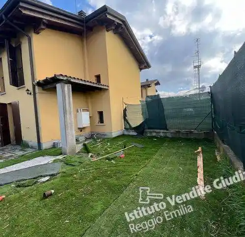 Villetta a schiera in vendita a Reggio Emilia