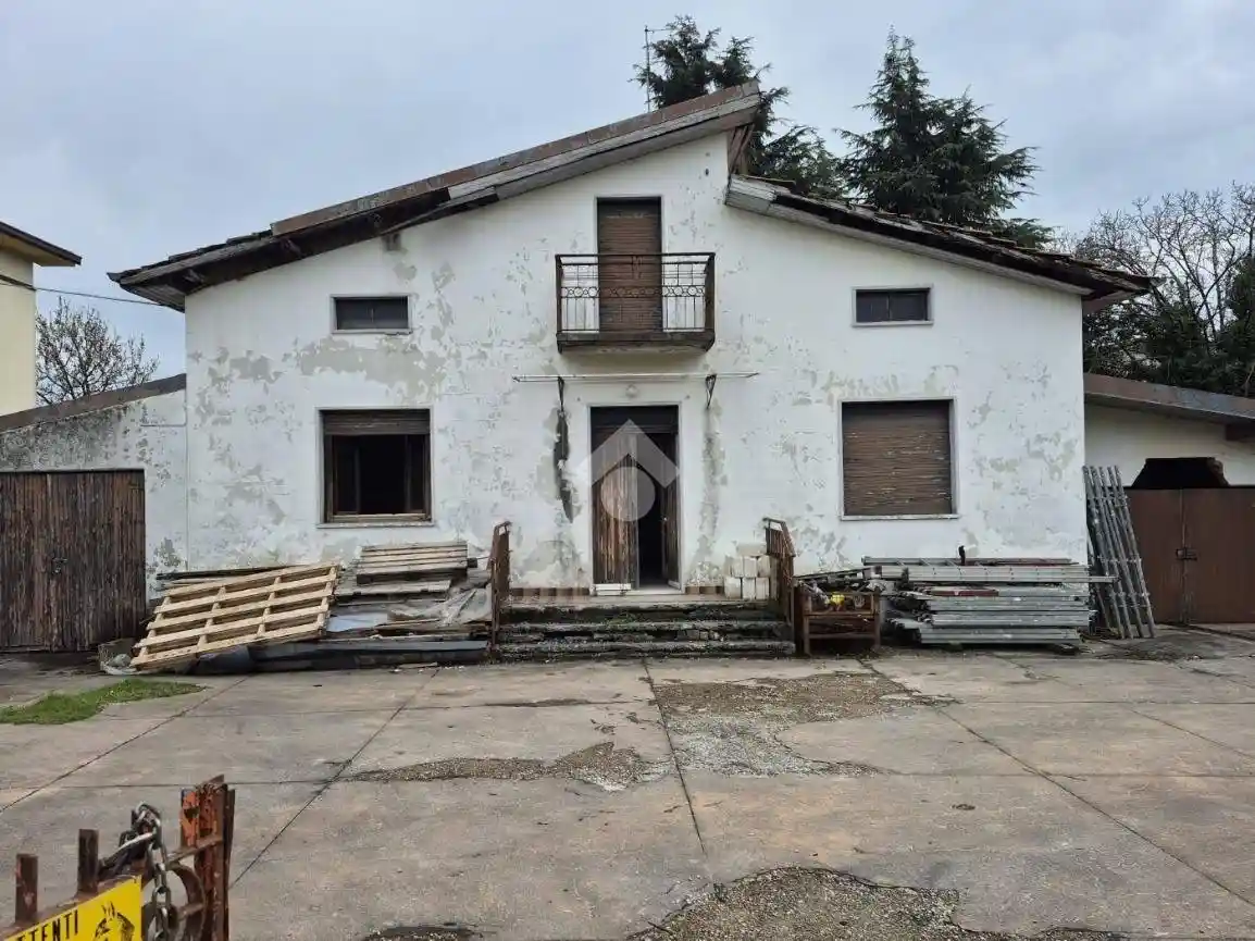 Casa indipendente in vendita a Montello