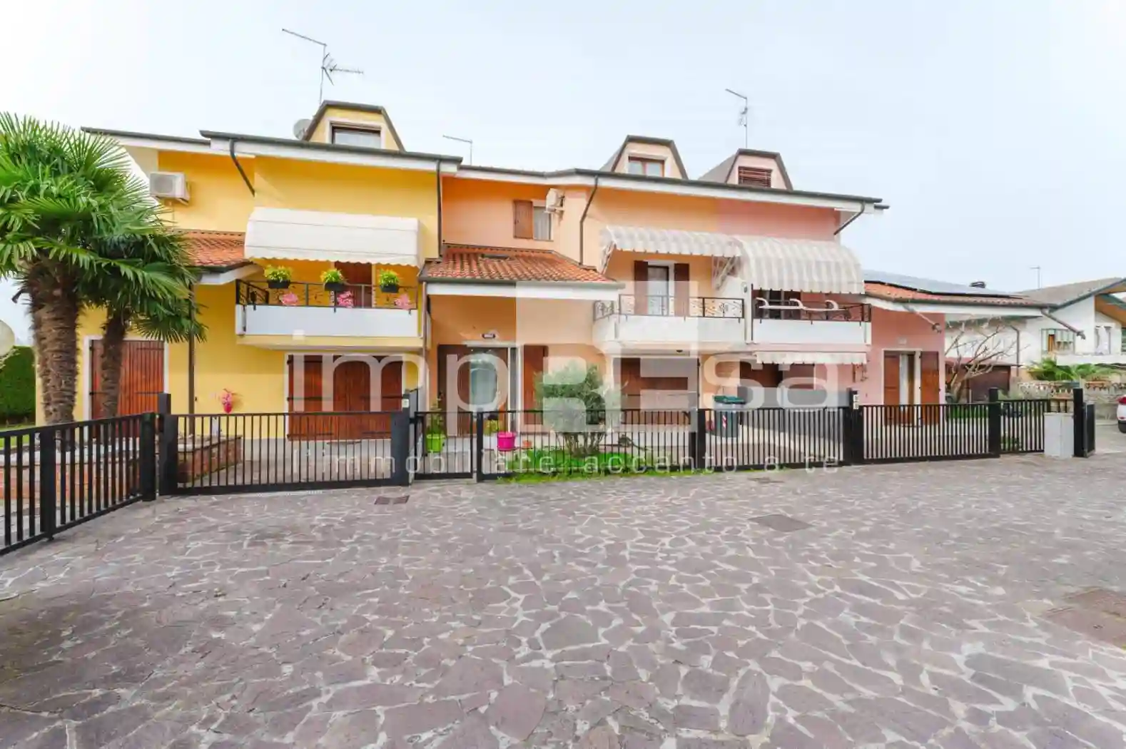 Villetta a schiera - foto 2