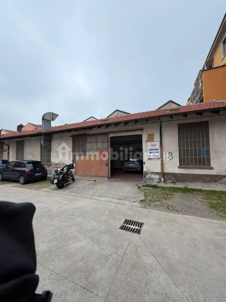 Palazzo - Edificio in vendita a Milano