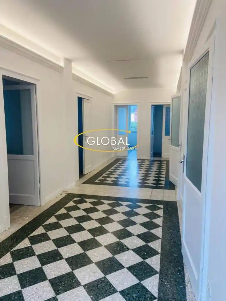 Appartamento in affitto a Ancona