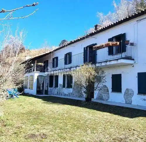 Rustico - Casale in vendita a Santo Stefano Belbo