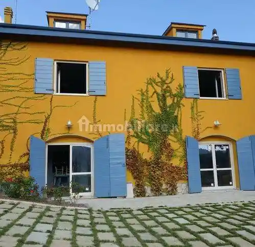 Villa in vendita a Fontanile