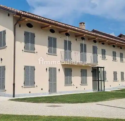 Villa in vendita a Canelli