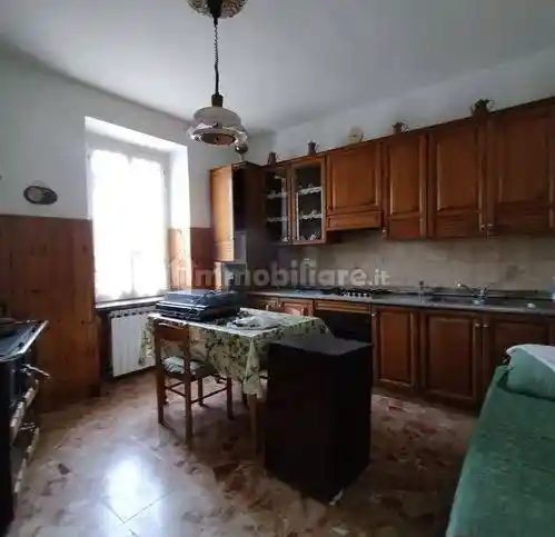 Palazzo - Edificio in vendita a Albareto