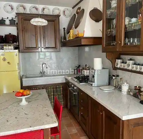 Villa in vendita a Borgo Val di Taro